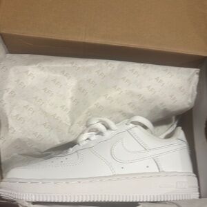 White Nike Sneakers